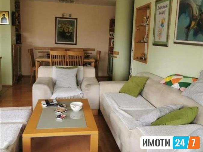 Се продава луксузен дуплекс 82м2Црниче