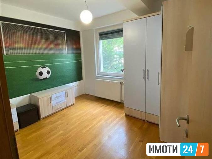 Се продава луксузен стан 84м2 со дворБардовци