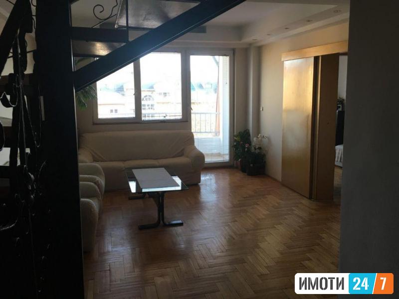 Се продава одличен дуплекс 106м2Мичурин