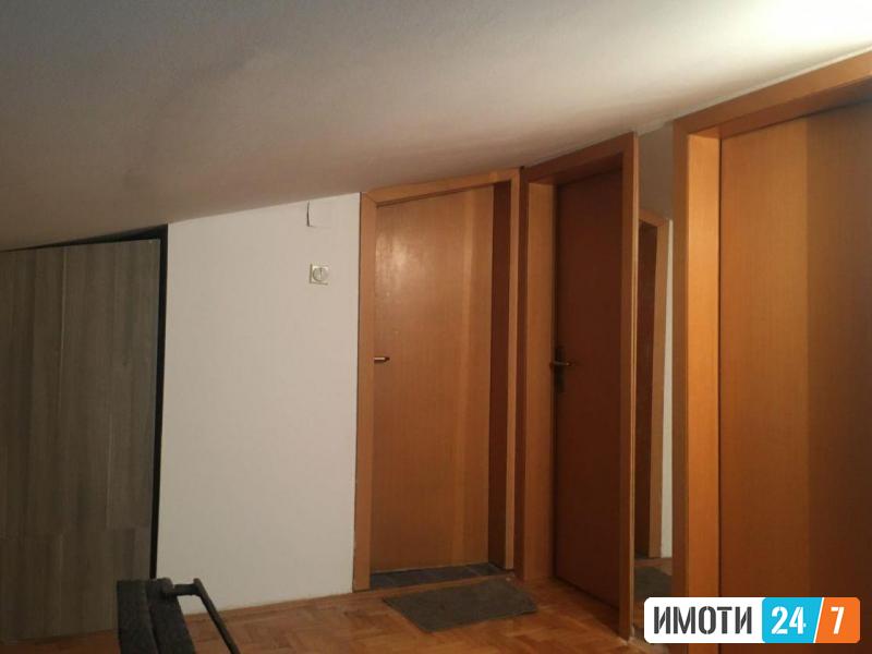 Се продава одличен дуплекс 106м2Мичурин