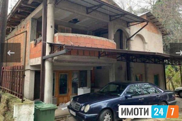 Се продава семејна куќа 120м2Водно