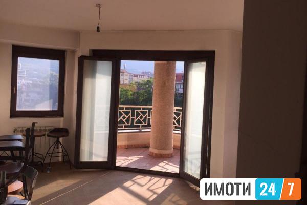 Се продава стан 66м2 на одлична локација Центар