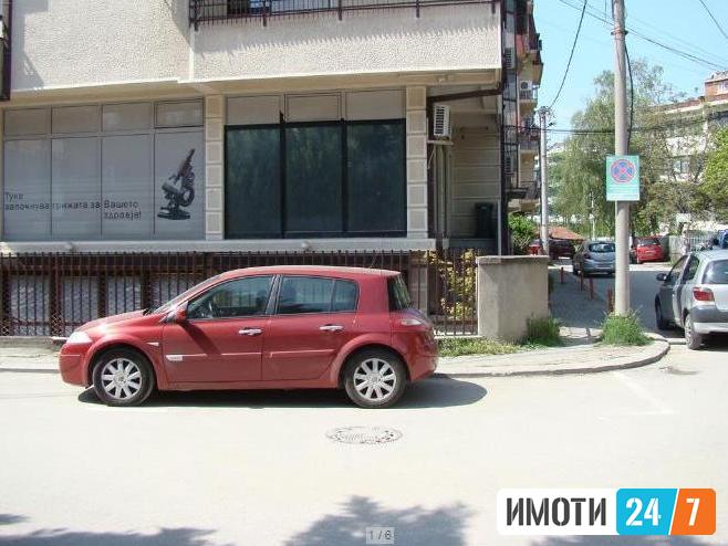 Се изнајмува деловен простор 45м2Капиштец