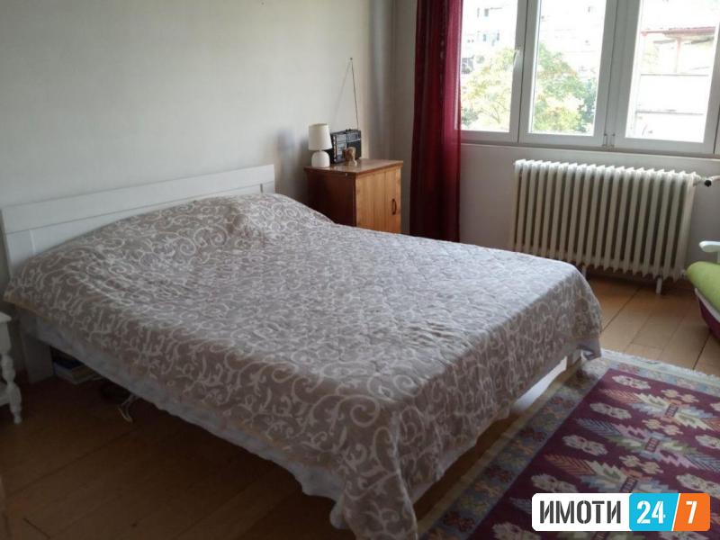 Се продава одличен двособен стан 57м2Кисела Вода