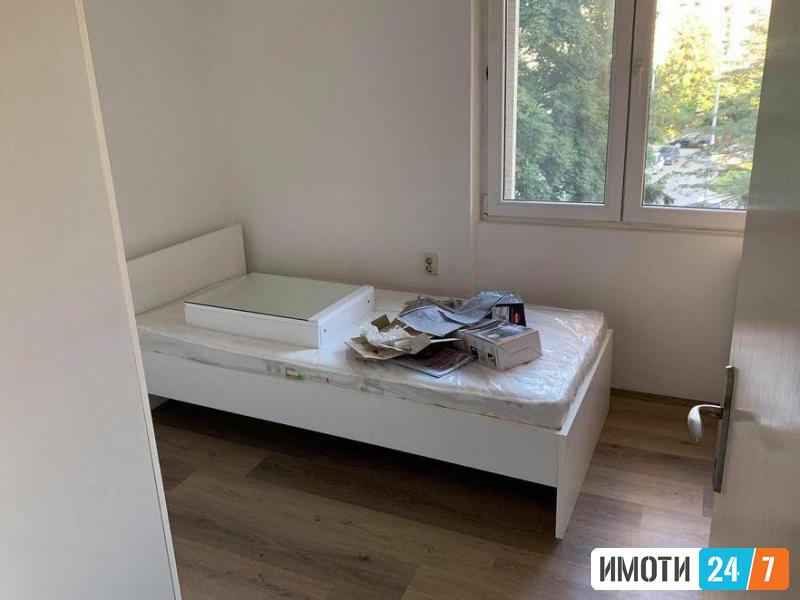 Се продава стан 78м2Аеродорм