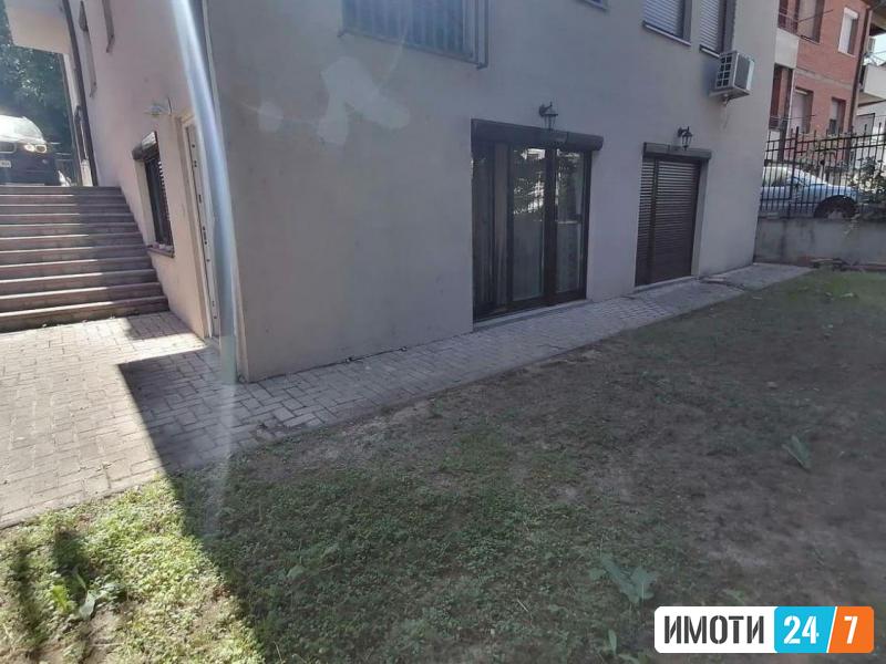 Се продава двособен стан 66м2Козле