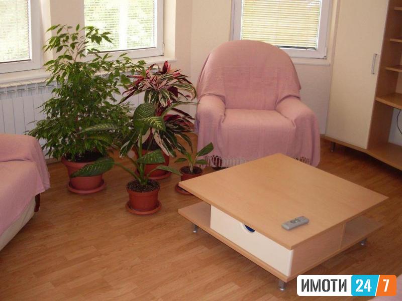 Се продава едносемјна куќа 200м2Припор
