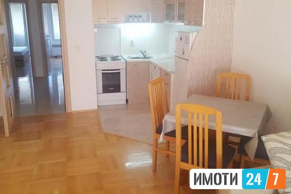 Се издава трособен стан 74м2Центар