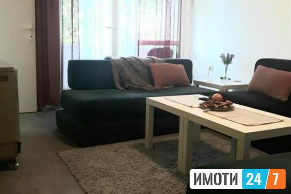 Се продава трособен стан 62м2Аеродорм
