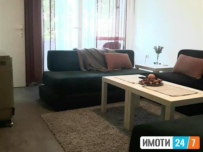 Се продава трособен стан 62м2Аеродорм