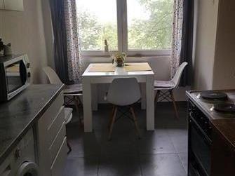 Се продава трособен стан 62м2Аеродорм