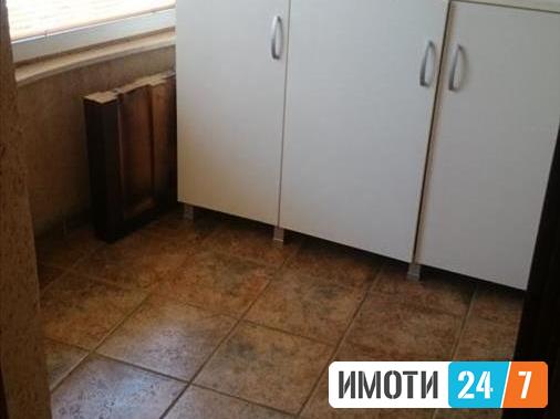 Се издава двособен стан 46м2Дебар Маало