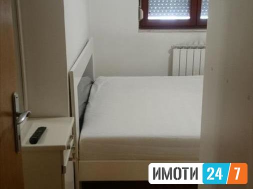 Се издава двособен стан 46м2Дебар Маало