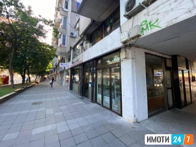 Се изнајмува деловен простор Центар