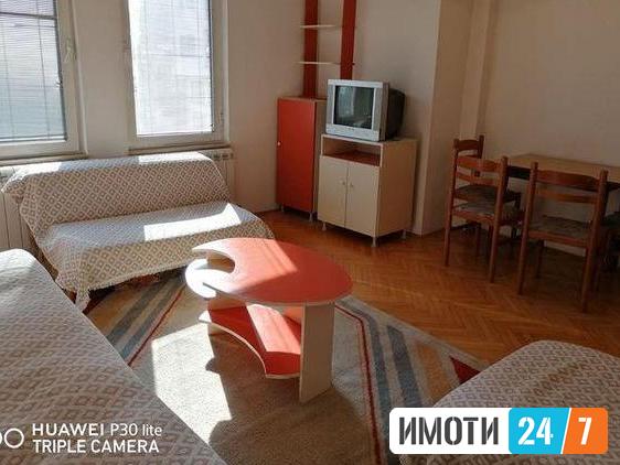 Се издава комплетно наместен стан 57м2Центар