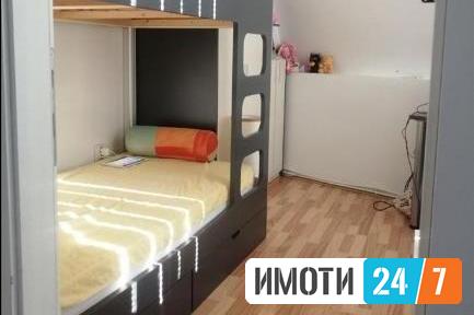 Се продава стан 74м2Влае