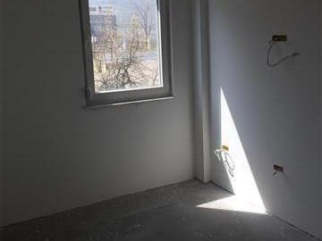 Се продава стан 133м2 со двор 90м2Кисела Вода