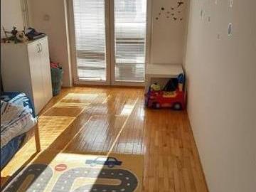 Се продава трособен стан 58м2Кисела Вода