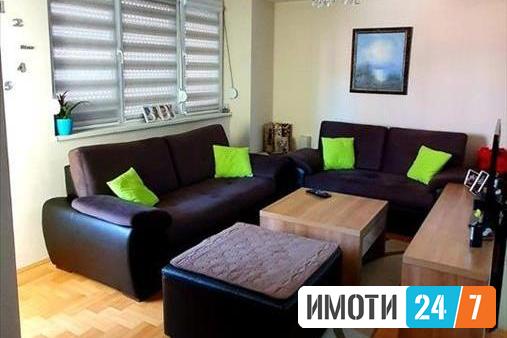Се продава трособен стан 66м2Ново Лисиче