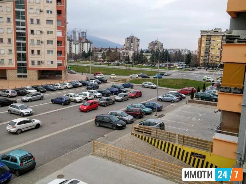 Се продава трособен стан 66м2Ново Лисиче