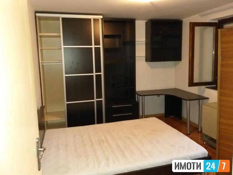Се изнајмува трособен стан 70м2кај Драмски