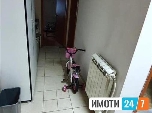 Се продава одличен деловен простор спроти ЗебраКапиштец
