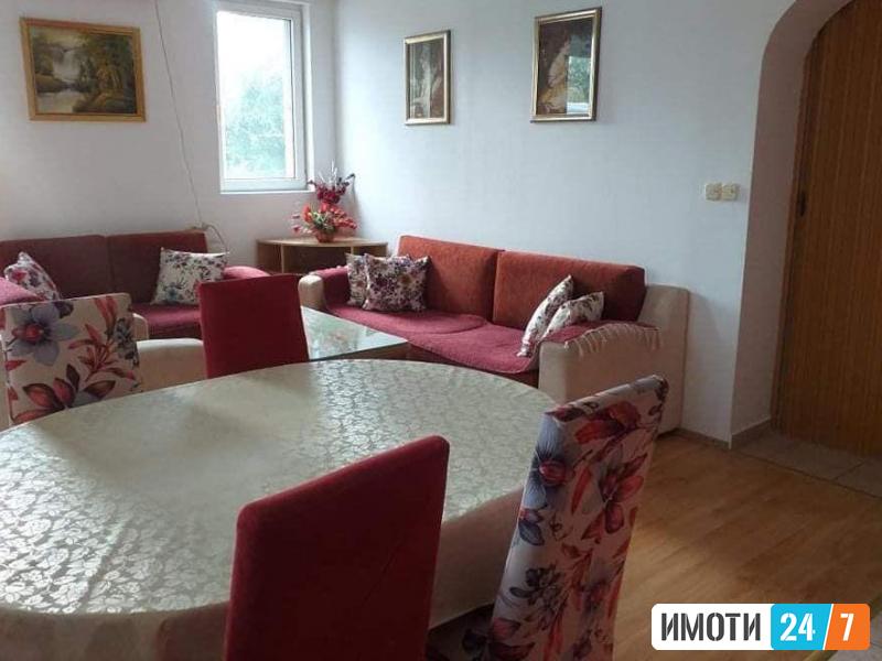 Се продава двособен стан 45м2Автокоманда