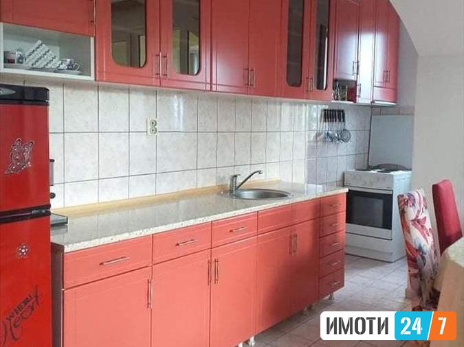 Се продава двособен стан 45м2Автокоманда