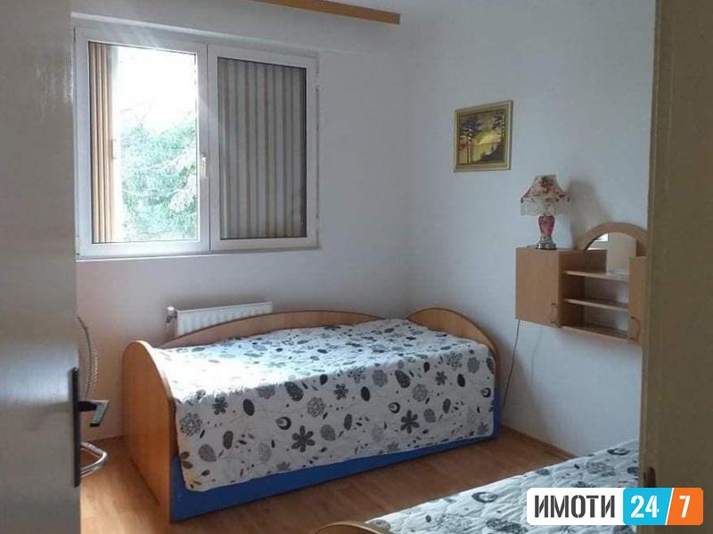 Се продава двособен стан 45м2Автокоманда