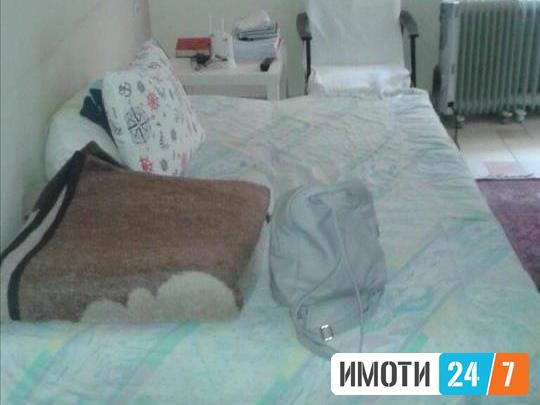 Се издава двособен стан 48м2Црниче