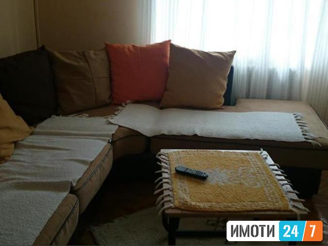 Се издава двособен стан 40м2Влае