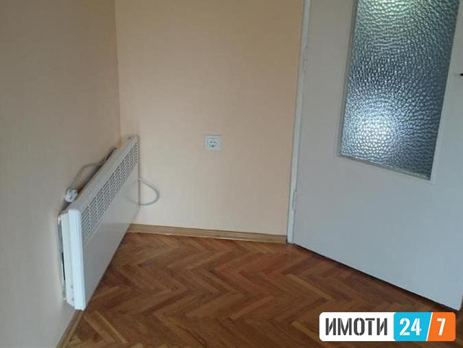 Се издава двособен стан 40м2Влае