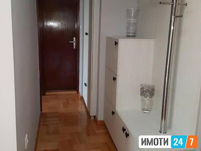 Се издава луксузно наместен стан 95м2Центар