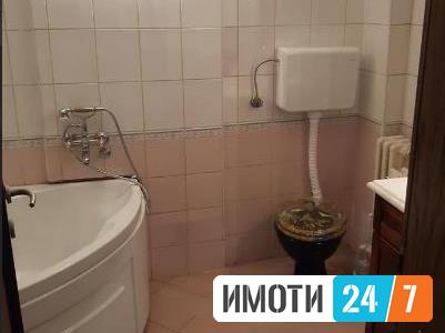 Се издава деловен простор  81м2Центар