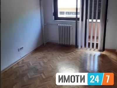 Се издава деловен простор  81м2Центар