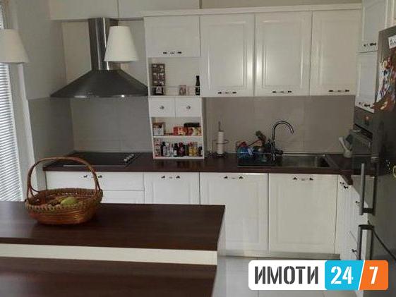 Se prodava trosoben luksuzen stan 100m2Taftalidze