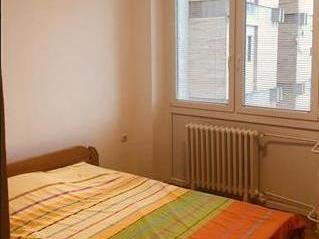 Se iznalmuva nameseten stan 90m2 Centar Gradski Zid