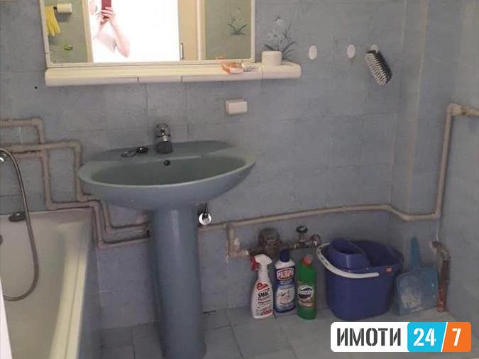 Се издава трособен стан 86м2Тафталиџе