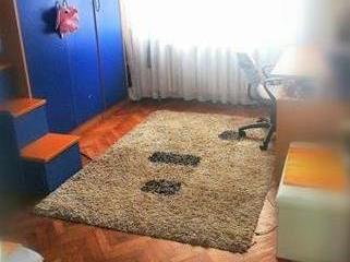 Се продава трособен стан 65м2Тафталиџе