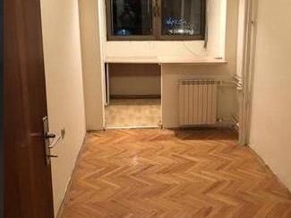 Se izdava stan za deloven prostor 90m2Kapistec