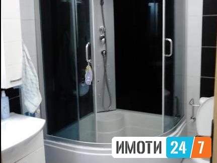 Се продава 3-катна куќа 305м2Визбегово