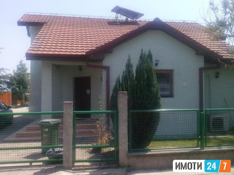 Се продава одлична семејна куќа 175м2Бардовци
