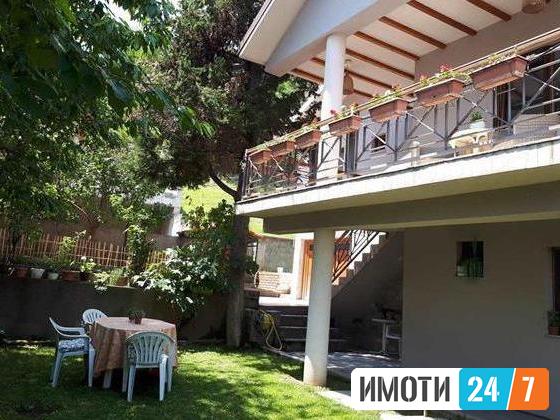 Se prodava odlicna kuka 250m2 Kozle