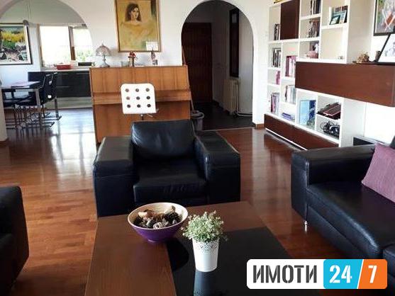 Se prodava odlicna kuka 250m2 Kozle