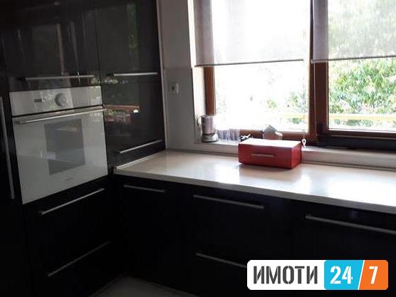 Se prodava odlicna kuka 250m2 Kozle