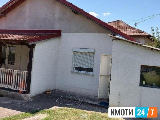 Се продава куќа 92м2Визбегово