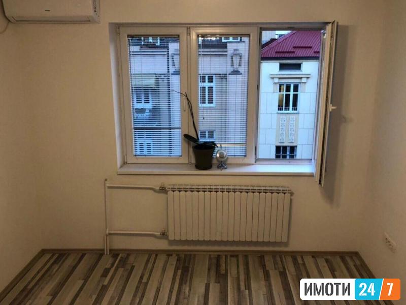Се издава ексклузивен деловен простор 90м2Центар