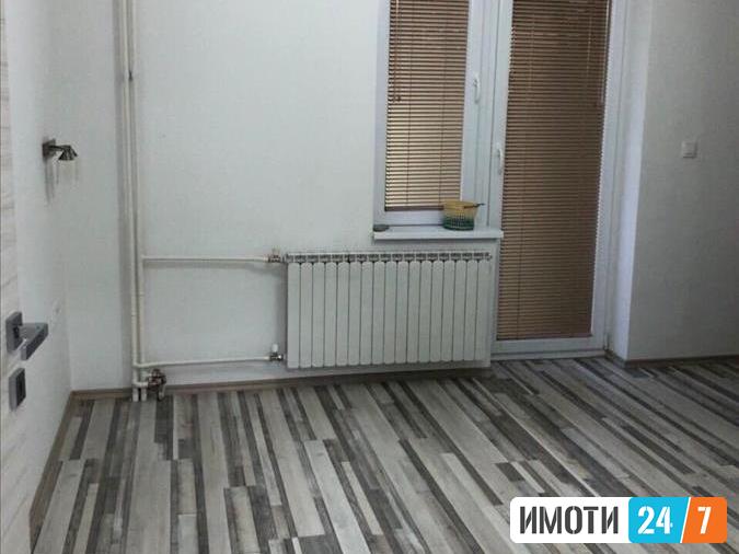 Се издава ексклузивен деловен простор 90м2Центар