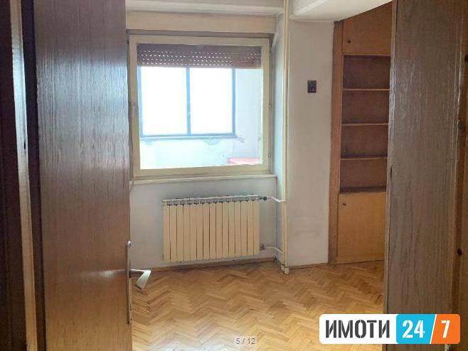 Се продава трособен стан 72м2Аеродром ПОВОЛНО