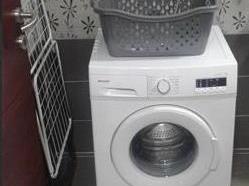 Се издава гарсоњера 41м2Црниче
